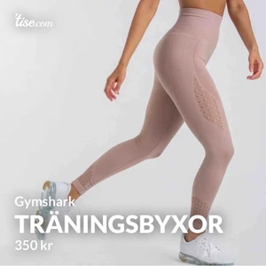 Gymshark träningsbyxor  - Ett par extremt bekväma och snygga träningsbyxor köpa från gymshark. Dom är i gott skick och passar många då de är stretchiga. 