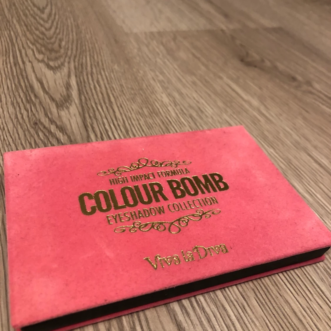 Oanvänd sminkpalette - 90