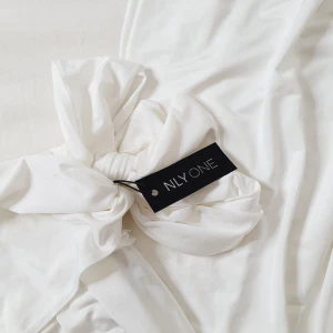 Vida byxor från Nelly - Helt ny