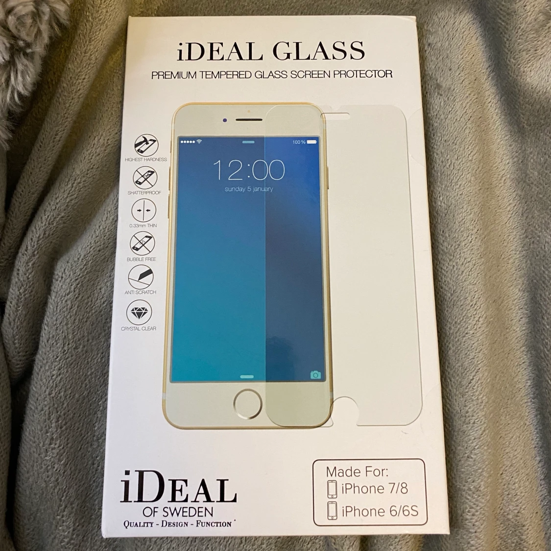 Ideal of Sweden glas/skärmskydd 