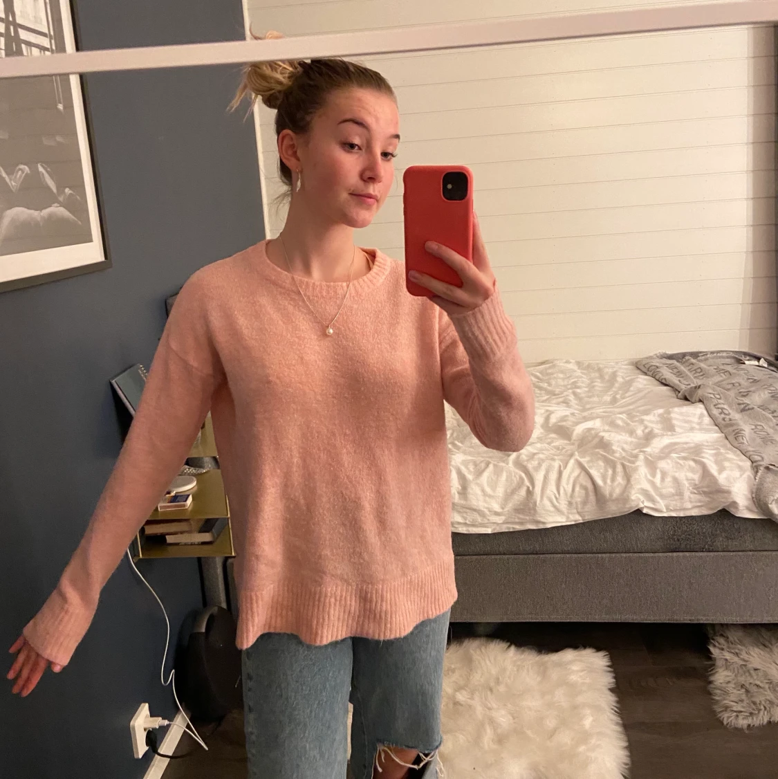 Stickad tröja från H&M säljes  - 90