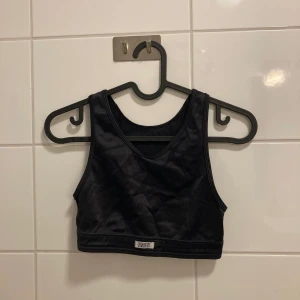 Sportbh New Body - Sportbh ifrån New Body i storlek S!  🏋🏻‍♂️