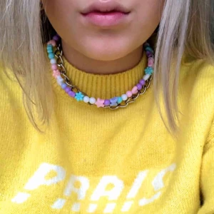  - Jättegulligt pärlhalsband😇