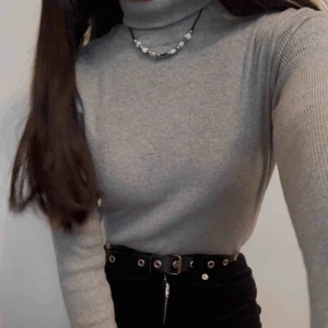  - croppad polo tröja