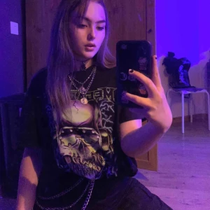  - Tröja köpt från berska. Storlek S men passar xs-l❤️