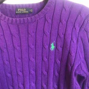  - Kabelstickad tröja Fint skick  