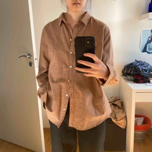  - Skjorta från Gina Tricot✨ pris inklusive frakt 