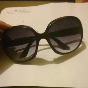  - Köpt, men helt oanvända. Svarta och jättefint skick, kan mötas upp var som helst i Stockholm! :) 