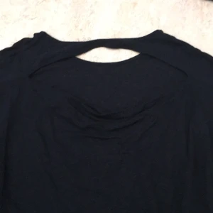  - Öppen på baksidan