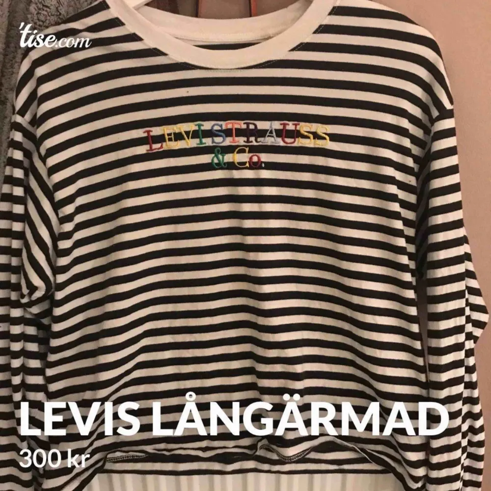 Använd 3 gånger. Men verkligen en as fin Levis sweatshirt. Frakt ingår i priset. Hoodies.