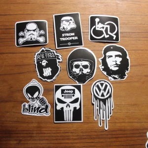 9 st klistermärken  - 9 st klistermärken. 30kr.Frakt 11:- skriv vid frågor! 