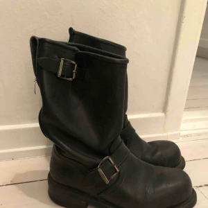  - Väl omhändertagna primeboots. Bra skick!
