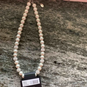  - Halsband helt oanvända 