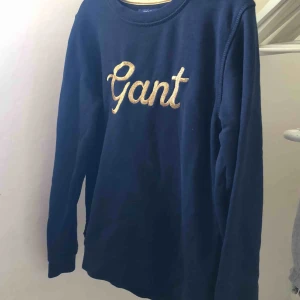  - Gant tröja, knappt använd. Passar en XXS kanske en XS med