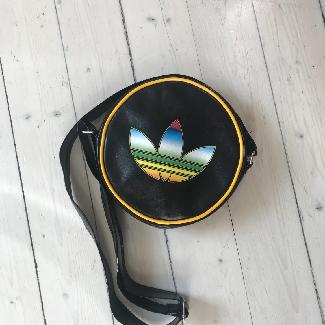 Asidas väska - 91