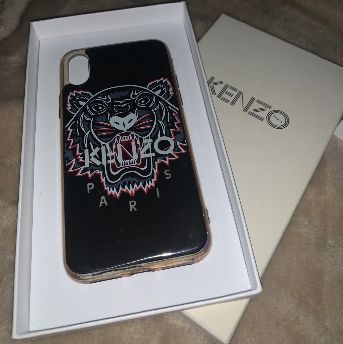 Jätte fina kenzo skal  - 91