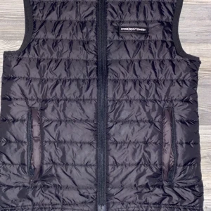 Cross sportswear - Hej här säljer jag en väst den är använd mellan 7 till 10 gånger och den kostar 270kr med frakt 