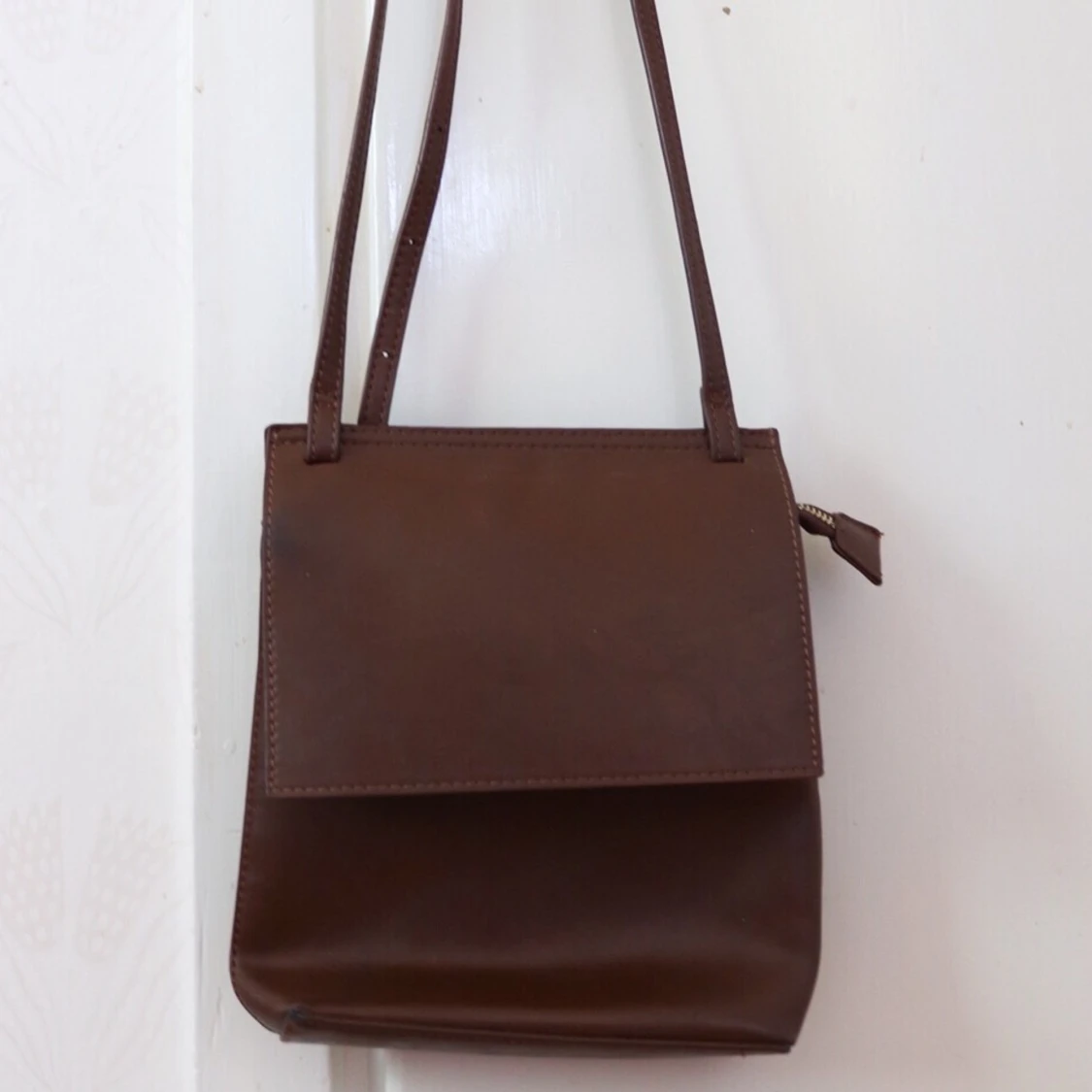 Axelväska från Åhlens