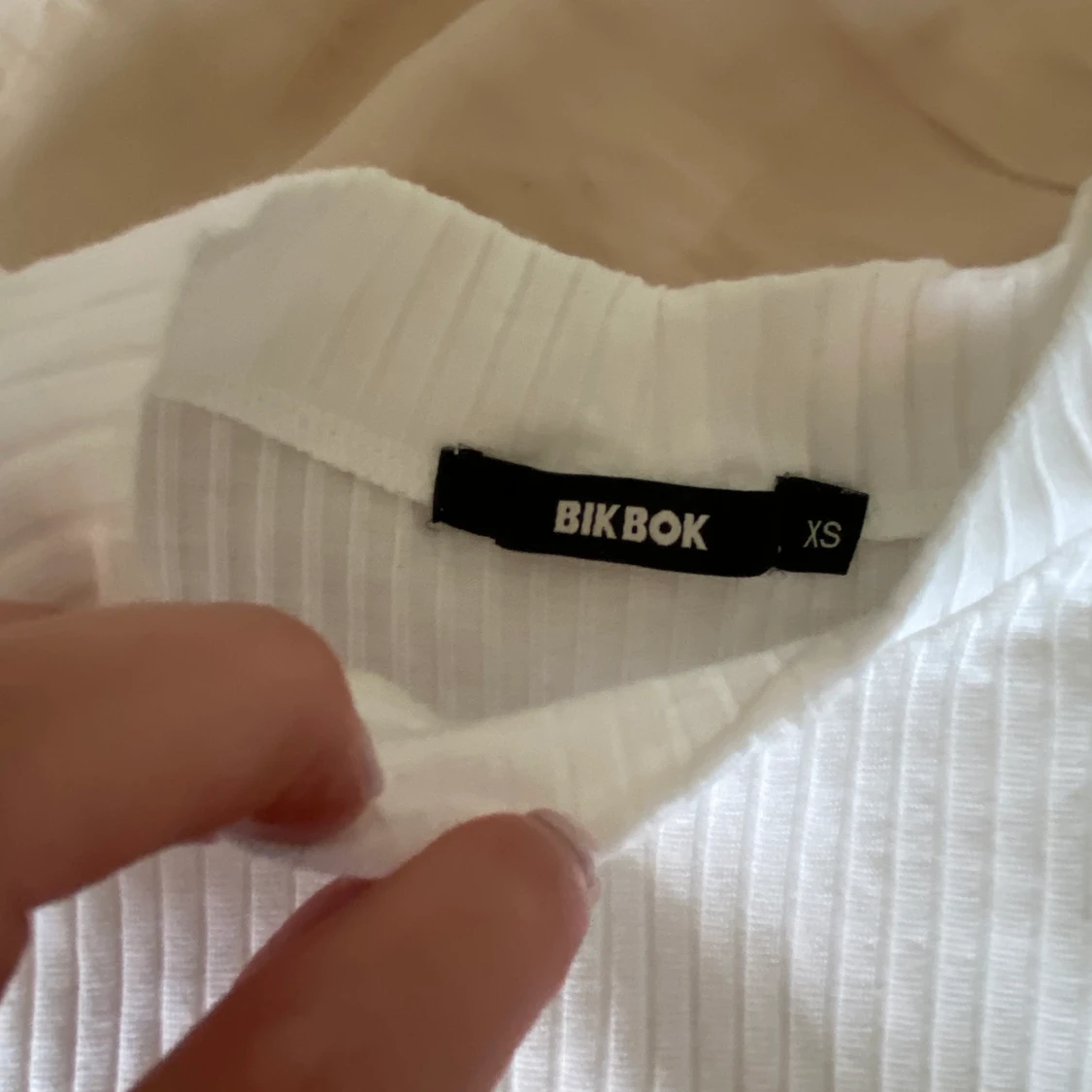 Linne från bikbok med hög hals - 90