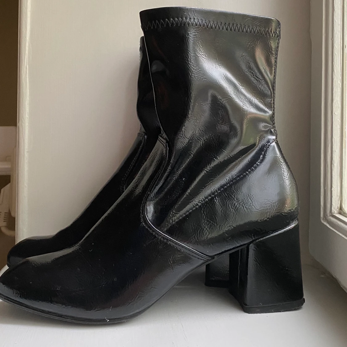 Klackskor i lack  - 90