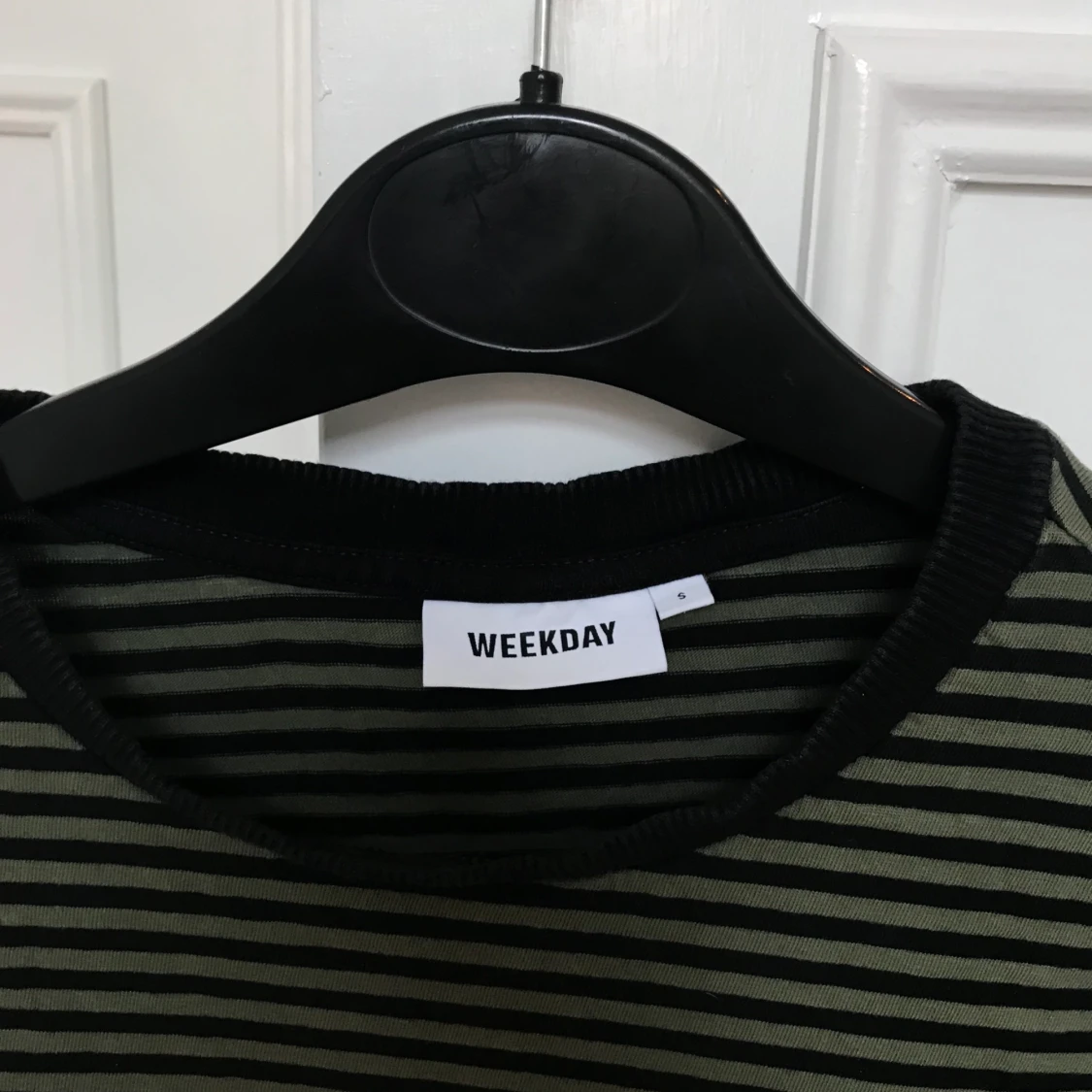 Weekday - randig långärmad tröja strl S - 91