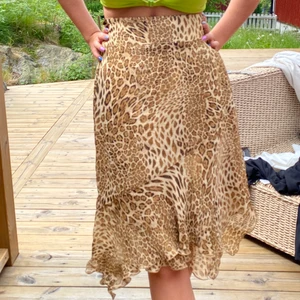 Leopard kjol - Frakt tillkommer! Storlek 36/38