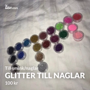 Glitter till smink och naglar - 👉Tryck på chatta och skriv att du vill köpa. Inget budkrig utan först till kvarn. Betalning sker via Swish.    📦Skickas mot spårbar frakt! Fraktkostnad får du reda på när du vill köpa. #set 