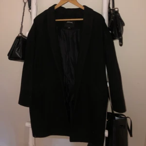 Monkl kappa  - Jättefin kappa, storlek xs 