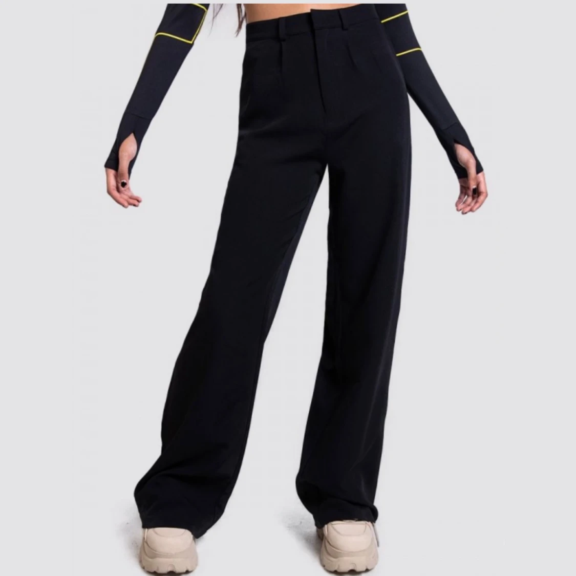 Kostymbyxor svarta från madlady!