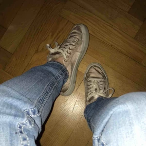  - Jättefina siden skor från Zara, perfekta nu till vår/sommar. Fraktar, eller mötas upp i Stockholm.