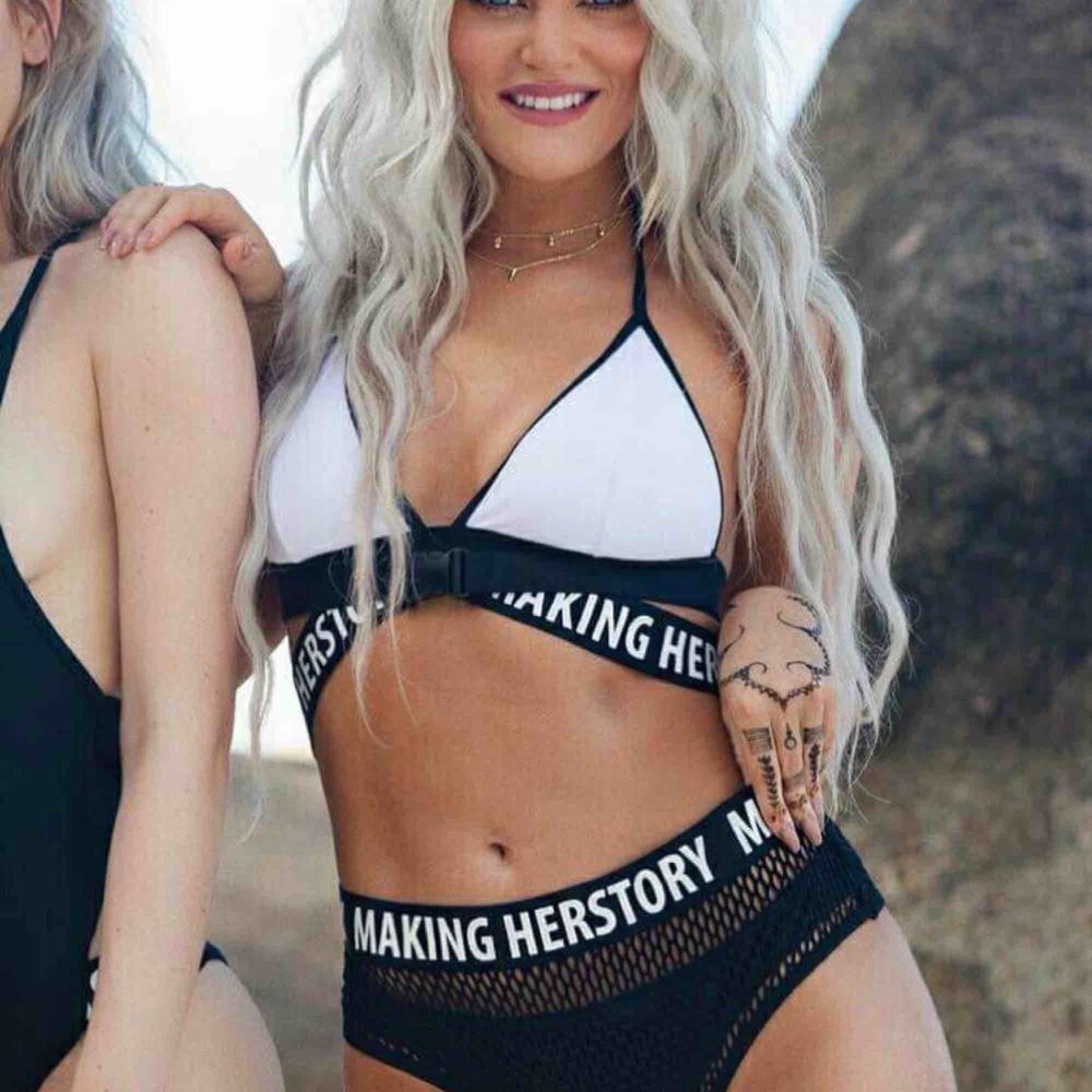 SÖKER LISA ANCKARMANS BIKINI!! Betalar typ vad som helst, måste ha!! Antingen S eller M . Övrigt.