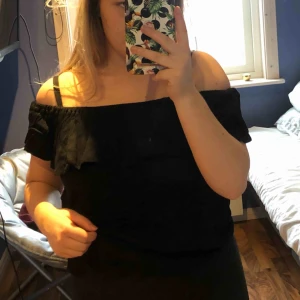  - Fin offshoulder tröja från target