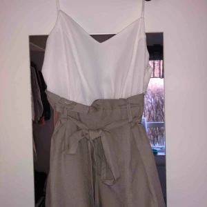  - Fin sommar byxdress 