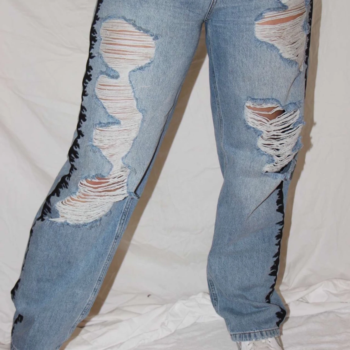 Slitna ljusa jeans - 90