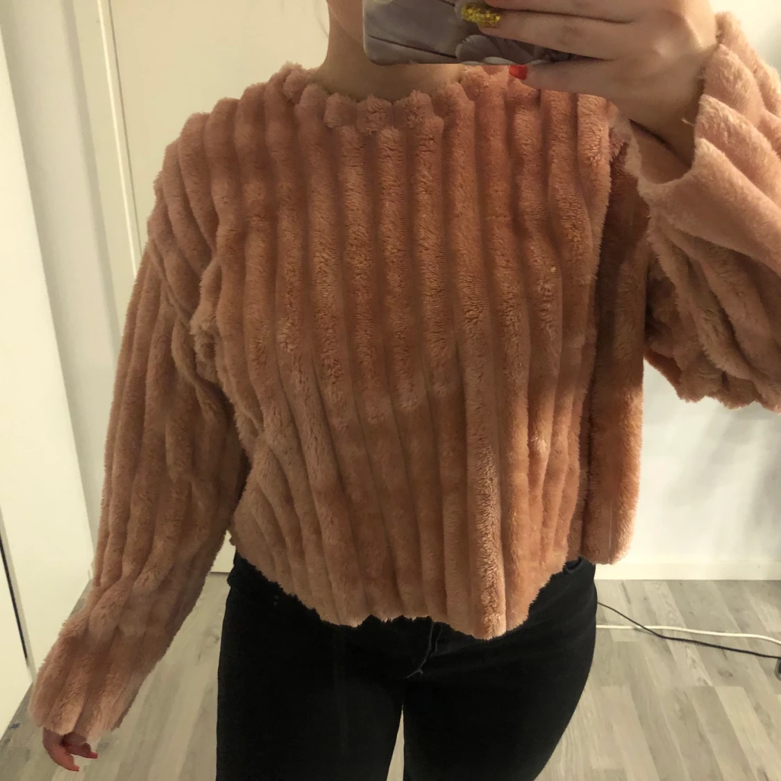 Rosa fluffig tröja - 90
