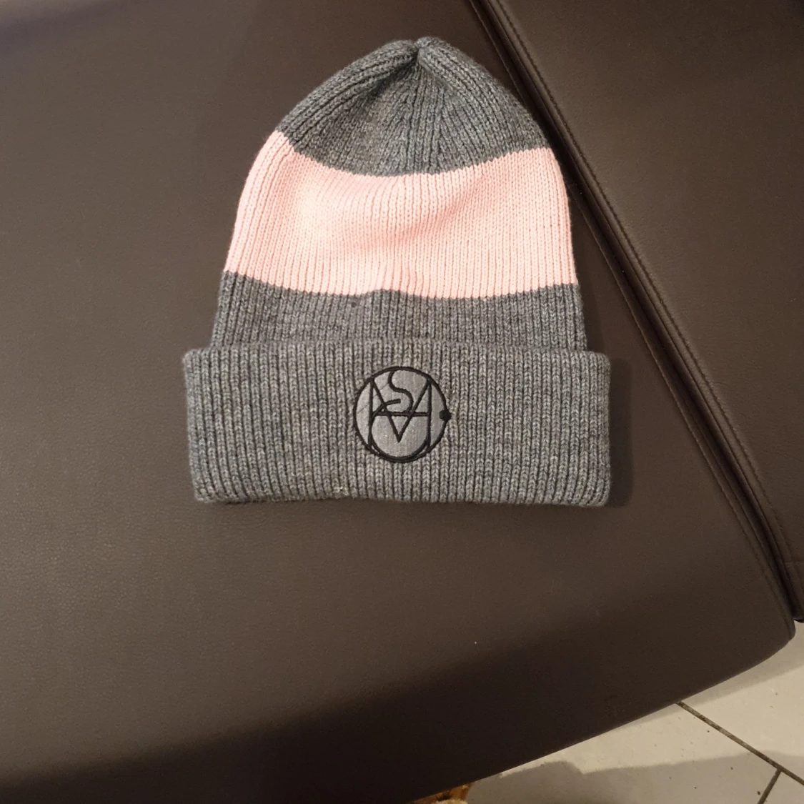 Söt trending vinter hats mycket varmt 