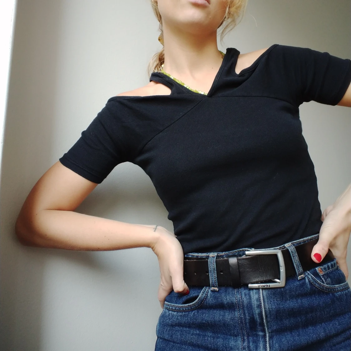 Supercool off shoulder top - 90