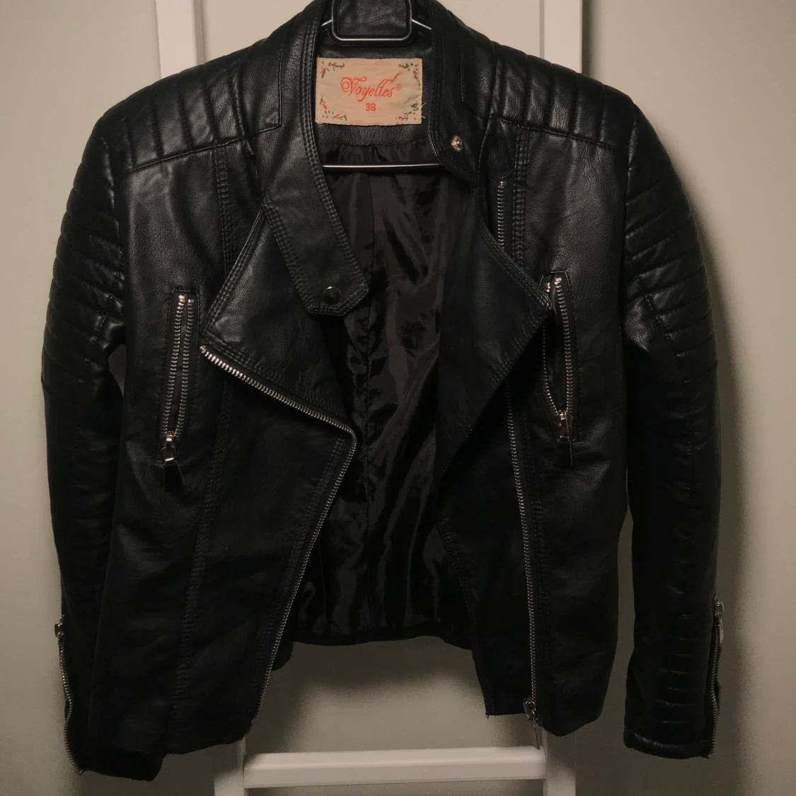 Skinnjacka från ciquelle - 90