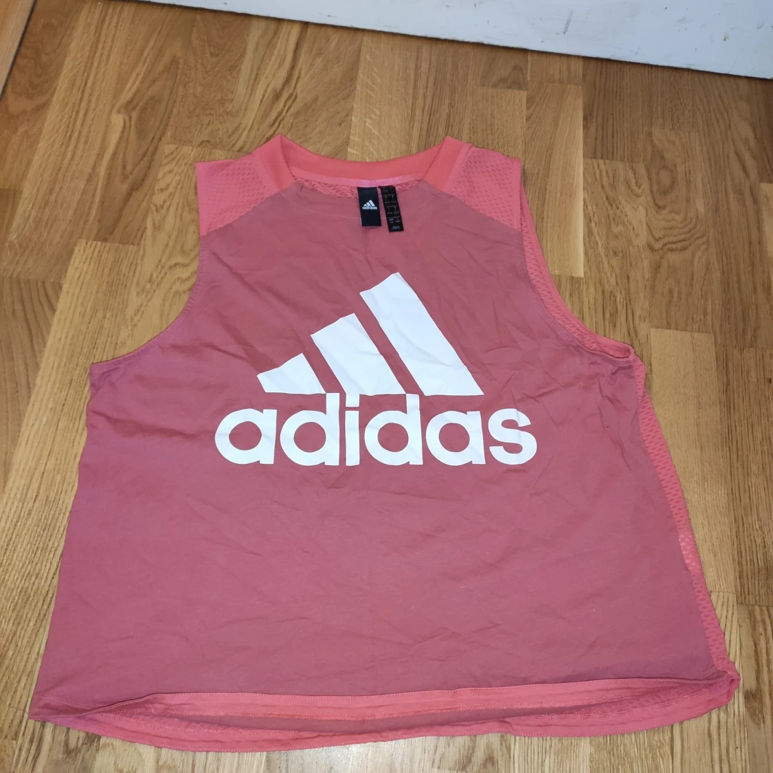 Adidas linne