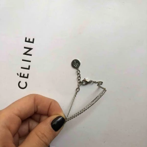  - Superfint armband ifrån Edblad. Aldrig använt, i perfekt skick. Frakt ingår 🖤