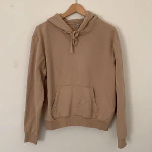 Hoodie  - Sparsamt använd. 