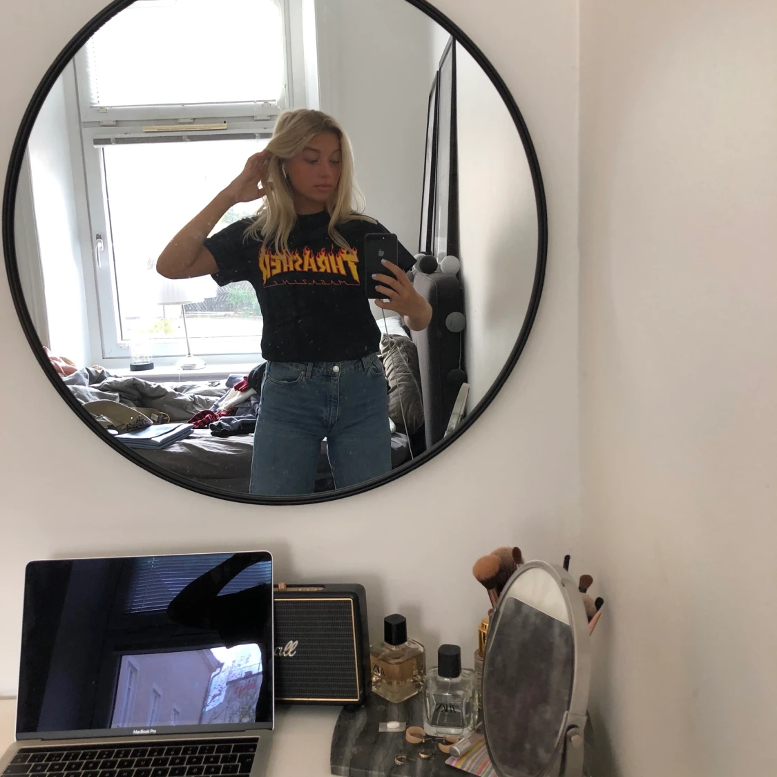 Svart Thrasher tröja, strl S - 90