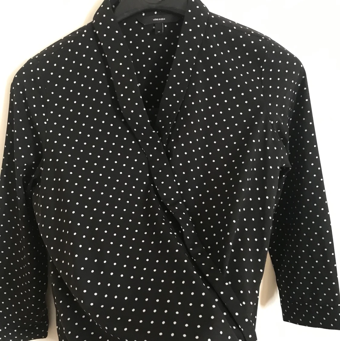 Söt blus från VeroModa i strl XS