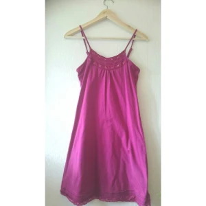  - Lila sommarklänning 🌸 