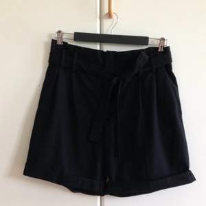 Black Zara Woman shorts.