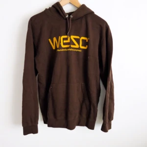  - WESC-tröja. Välanvänd men inga fel på den.
 
Fraktas för 69kr
Betalning sker via svisch ✨✨✨✨✨
