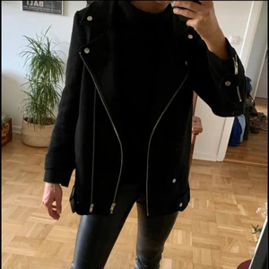 Kappa - Kappa från zara i bikerstil, storlek M. Nypris 1200. 