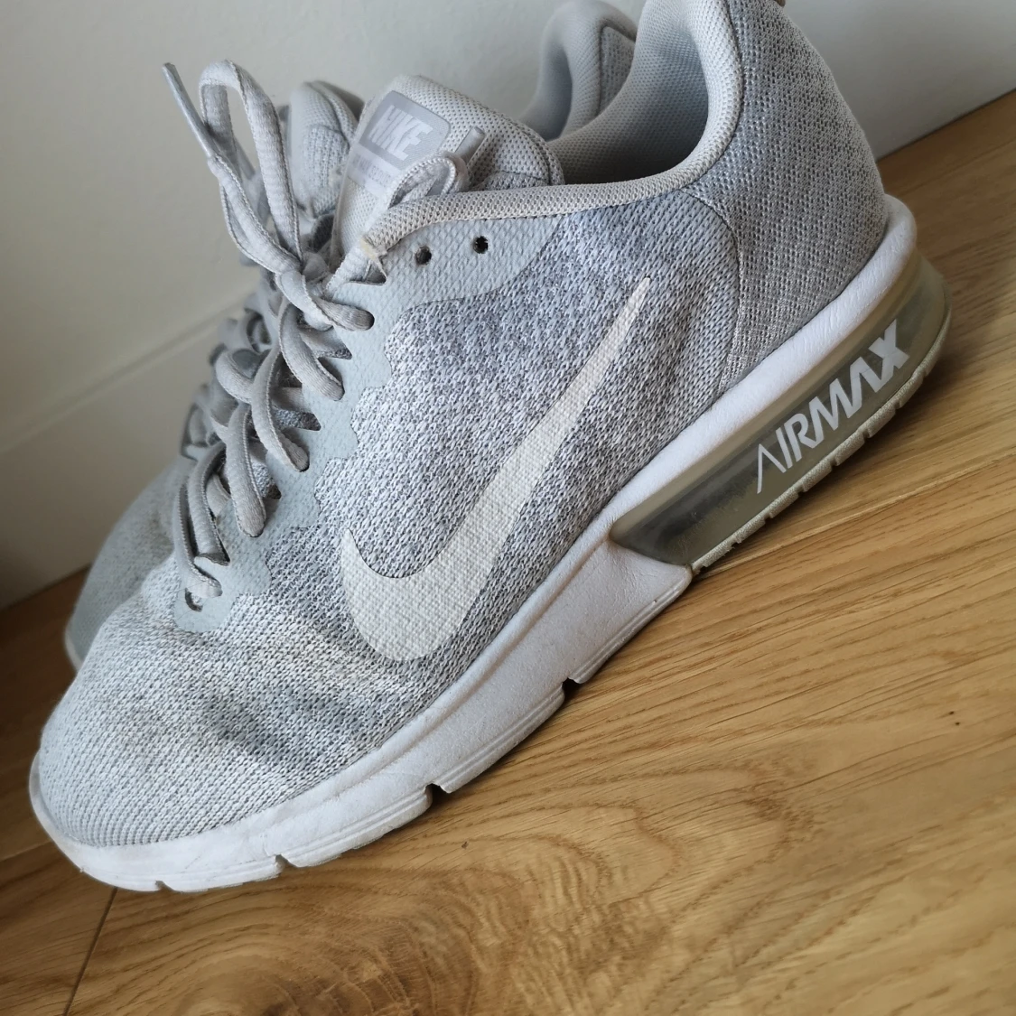 Nike AirMax strl 40  - 90