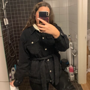 NAKD jeans jacka  - Trenchcoat jeans jacka. Använd 2 gånger ungefär! 