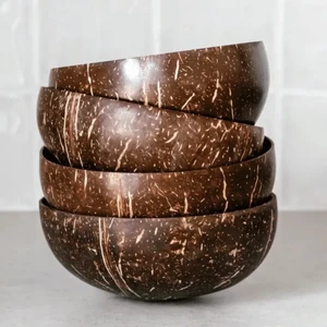 Coconut Bowls!! - Jag och mitt UF företag säljer snygga och trendiga kokosnötskålar perfekta till smoothie bowls och mycket annat! De är också ekologiska och miljövänliga. 1 st - 75 kr, 2 st 140 kr, 3 st 200 kr, 5 st 320 kr. Skriv vid mer frågor!!🥥✨🌴 //CocoBowls UF